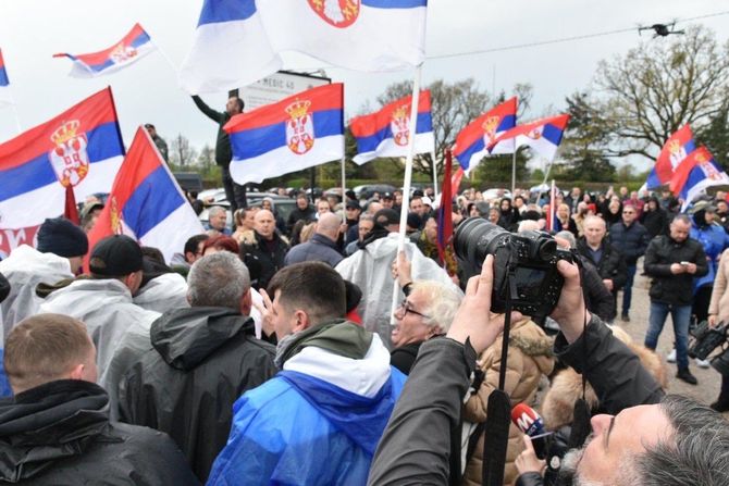 Srbi Kosovo KIM pešačenje Srbi Kosovo KIM pešačenje