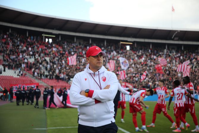 FK Crvena zvezda - FK Partizan FK Crvena zvezda - FK Partizan