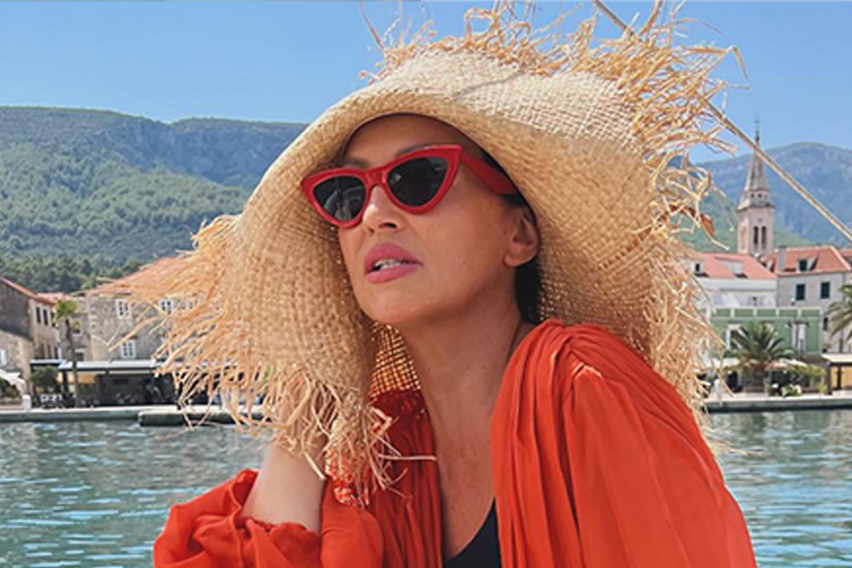 Poznata pevačica ostala bez publike na nastupu: Gazda nije hteo da joj isplati ni dinar!