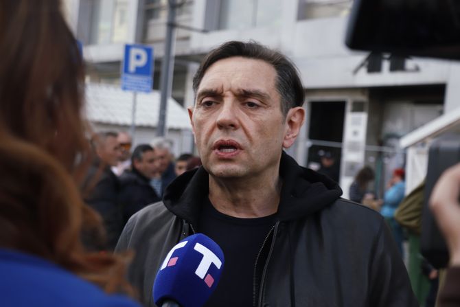 Aleksandar Vulin Aleksandar Vulin