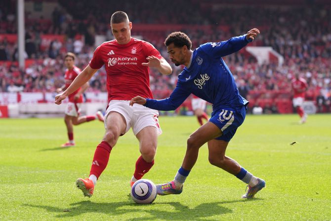 Nikola Milenković i Iliman Endiaje (Notingem Forest - Everton) Nikola Milenković i Iliman Endiaje (Notingem Forest - Everton)