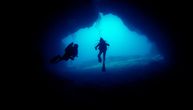 Staklena hobotnica koja lebdi u tami okeana ponovo fascinira svet: Da li je ovo najčudnije biće na planeti?