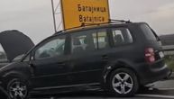 Haos na auto-putu kod Batajnice: Lančani udes, stvara se zastoj, delovi vozila po putu