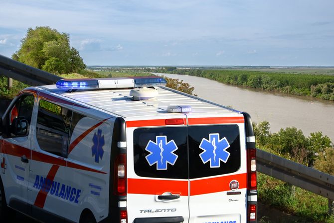 Vojvodina, reka Tisa, hitna pomoć Vojvodina, reka Tisa, hitna pomoć