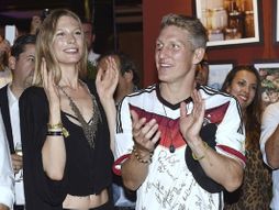 Sara Brandner, Bastijan Švajnštajger