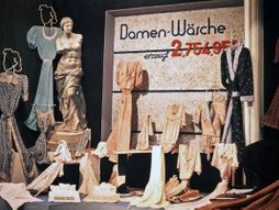 Nacistička 'modna kuća' , Jevreji