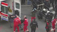 Oglasio se MUP o događajima ispred RTS: Građani blokirali policijska vozila, jedan policajac povređen