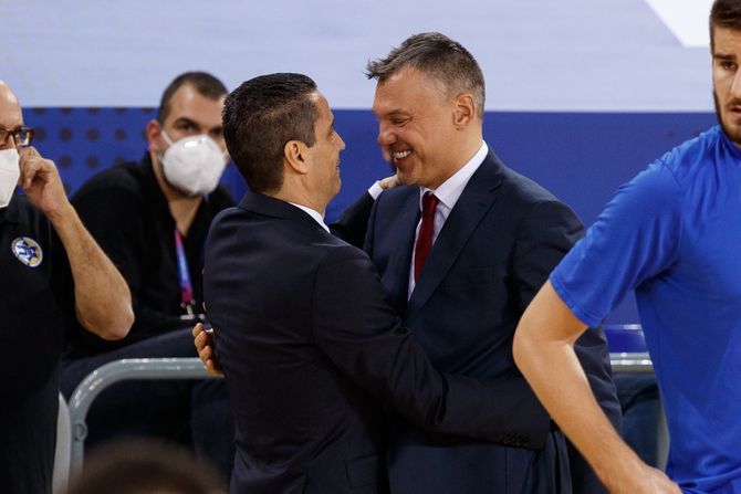 Janis Sferopulos i Šarunas Jasikevičijus Janis Sferopulos i Šarunas Jasikevičijus