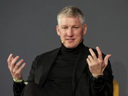 Esther Sedlaczek Bastian Schweinsteiger Ester Sedlaček Bastijan Švajnštajger