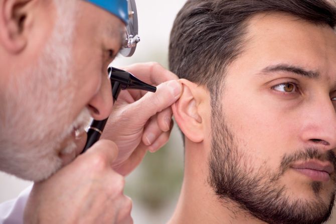 ušni lekar ušni lekar