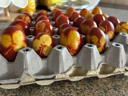 lukovina, jaja, farbanje jaja, Veliki petak