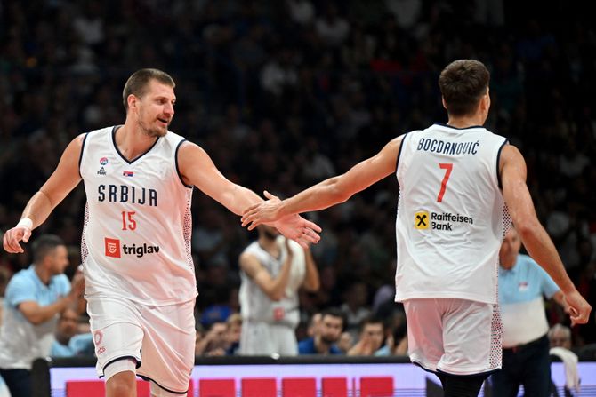 Nikola Jokić i Bogdan Bogdanović Nikola Jokić i Bogdan Bogdanović