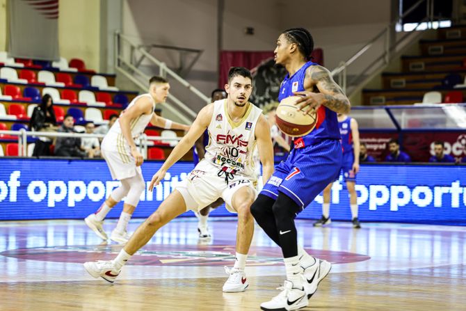 Brajs Džons i Nikola Šaranović (KK Igokea - KK FMP) Brajs Džons i Nikola Šaranović (KK Igokea - KK FMP)