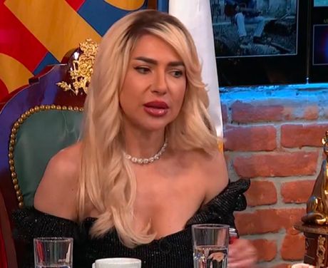 Jovana Jeremić TV Pink printskrin Jovana Jeremić TV Pink printskrin
