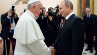Postoji način da Putin dođe na sahranu pape Franje, a da ga ne uhapse: Ovom lideru je to ranije pošlo za rukom