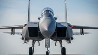 Pojavio se novi snimak sigurnosne kamere katapultiranja putnika iz F-15 tokom taksiranja