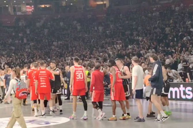 KK Crvena zvezda KK Crvena zvezda