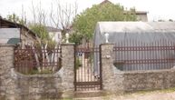 S pištoljem je u kuću u Resniku ušao Trajko, sudi mu se za pokušaj ubistva u Braunu: Spominje se i na Belivuku