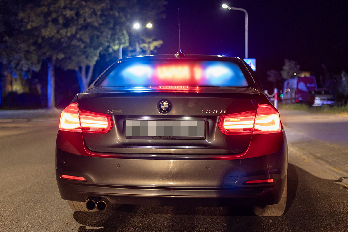 Presretači zaustavili vozača, pa nastao haos: Vređao policajce, a onda im pretio smrću u Obrenovcu