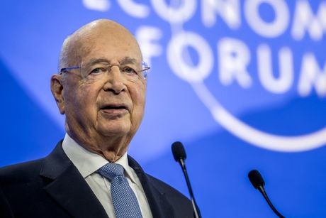 Klaus Schwab, Klaus Švab