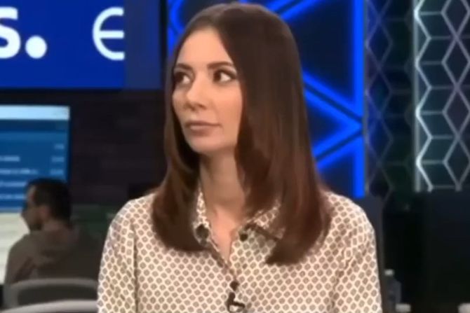 Šokirana voditeljka Šokirana voditeljka