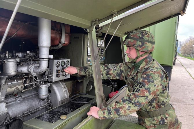 Vojska obuka raketni sistemi