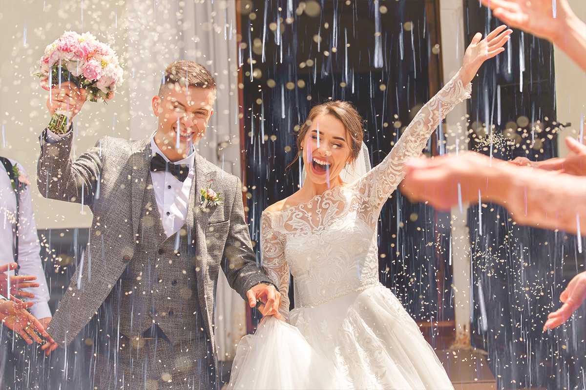 Zaova snajki polila venčanicu crnom bojom: Usledila tuča svatova ispred crkve, sad otkriveni svi detalji haosa