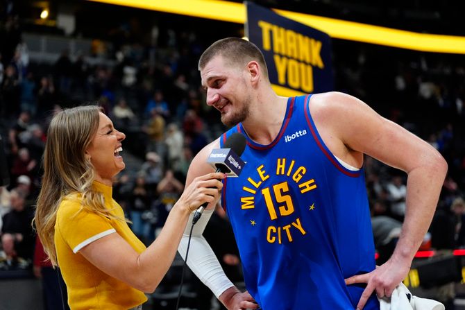 Kejti Vindž i Nikola Jokić Kejti Vindž i Nikola Jokić