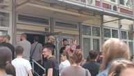 Studenti u blokadi i dalje blokiraju sud u Novom Sadu