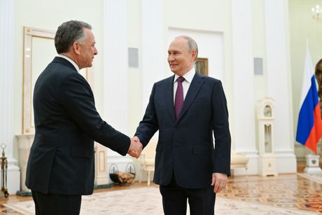 Vladimir Putin i Stiv Vitkof Vladimir Putin i Stiv Vitkof