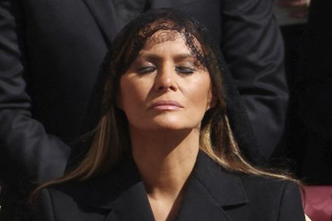 melania tramp papa franja vatikan sahrana melania tramp papa franja vatikan sahrana