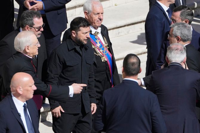 Volodimir Zelenski na sahrani pape Franje Volodimir Zelenski na sahrani pape Franje