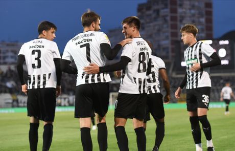 FK Partizan - FK Radnički Kragujevac FK Partizan - FK Radnički Kragujevac