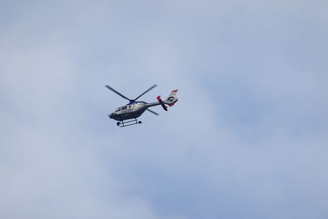 policija helikopter policija helikopter