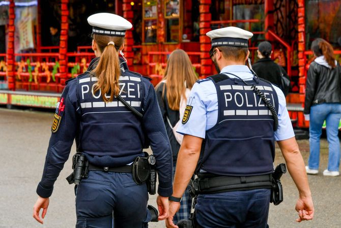 policija, nemačka policija, nemačka