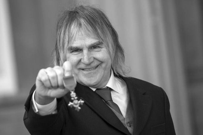 Mike Peters Majk Piters Mike Peters Majk Piters