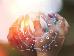 horoskop, zodijak, astrologija, par, ljubavni par, zaljubljeni par, prstenje, veridba