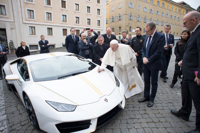 Papa Franja Lamborghini Papa Franja Lamborghini
