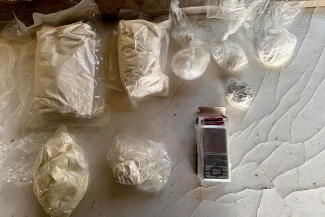 droga, hapšenje, sremska mitrovica, amfetamin droga, hapšenje, sremska mitrovica, amfetamin