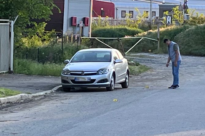 Altina, Dobanovački put, ubistvo, pucnjava, ranjavanje, tuča, masovna tuča Altina, Dobanovački put, ubistvo, pucnjava, ranjavanje, tuča, masovna tuča