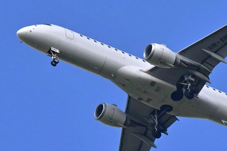 Embraer 190 195 beli neutral Embraer 190 195 beli neutral