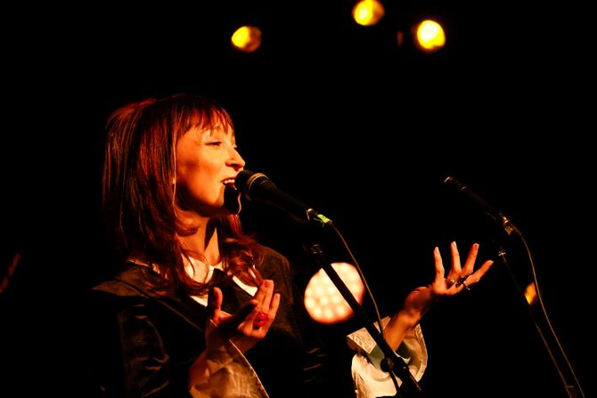 Irena Blagojević na Svetski dan žeza koncertom promovisala novi album u Domu omladine Beograda Irena Blagojević na Svetski dan žeza koncertom promovisala novi album u Domu omladine Beograda