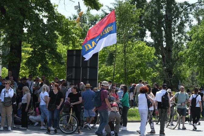 Šest meseci od pada nadstrešnice u Novom Sadu Šest meseci od pada nadstrešnice u Novom Sadu