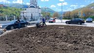 Nisu verovali šta vide, Prijepoljci ostali u čudu: On se dohvatio freze i pokazao da ne preza od teškog posla