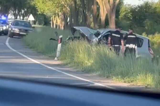 Saobraćajna nesreća na putu Sombor - Apatin