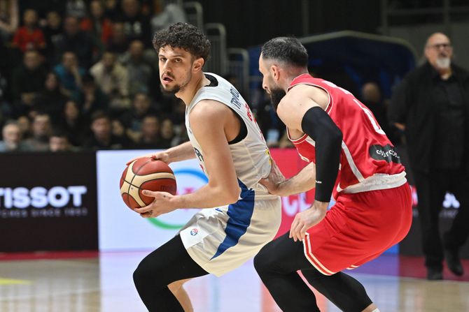 Uroš Trifunović Uroš Trifunović