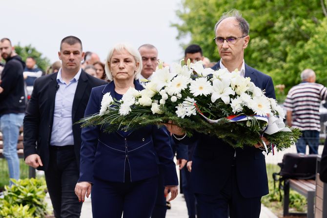 MALO ORAŠJE, DUBONA, GODIŠNJICA, Macut MALO ORAŠJE, DUBONA, GODIŠNJICA, Macut