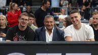 Delije ga čekaju, otac mu je u UO Zvezde, a on gleda Partizan - Mega u Areni!
