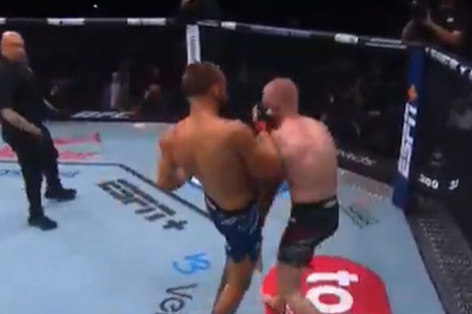 Rejnije De Rider - Bo Nikal, UFC Ajova Rejnije De Rider - Bo Nikal, UFC Ajova