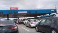 Ko se danas nije vraćao iz Grčke, taj ne zna šta je muka: Srbima se žurilo, pa "legli" na sirene